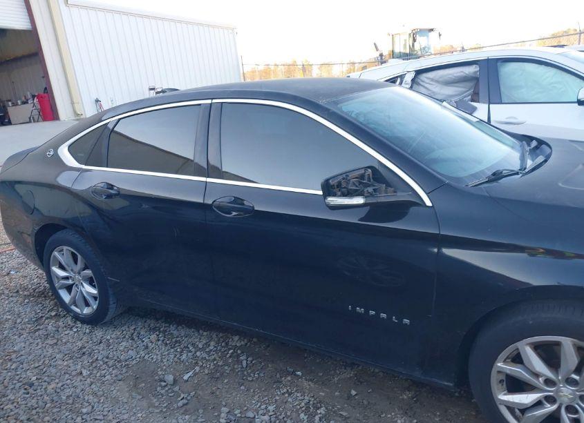 Photo 13 of 2017 Chevrolet Impala 1LT (VIN 1G1105S3XHU182070)