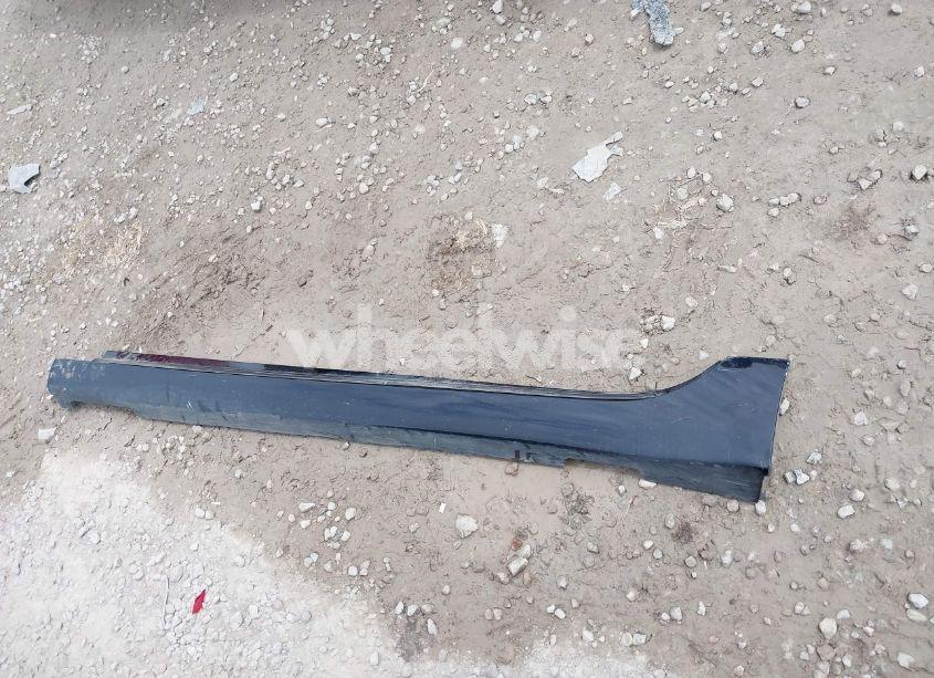 Photo 12 of 2017 Chevrolet Impala 1LT (VIN 1G1105S3XHU191335)