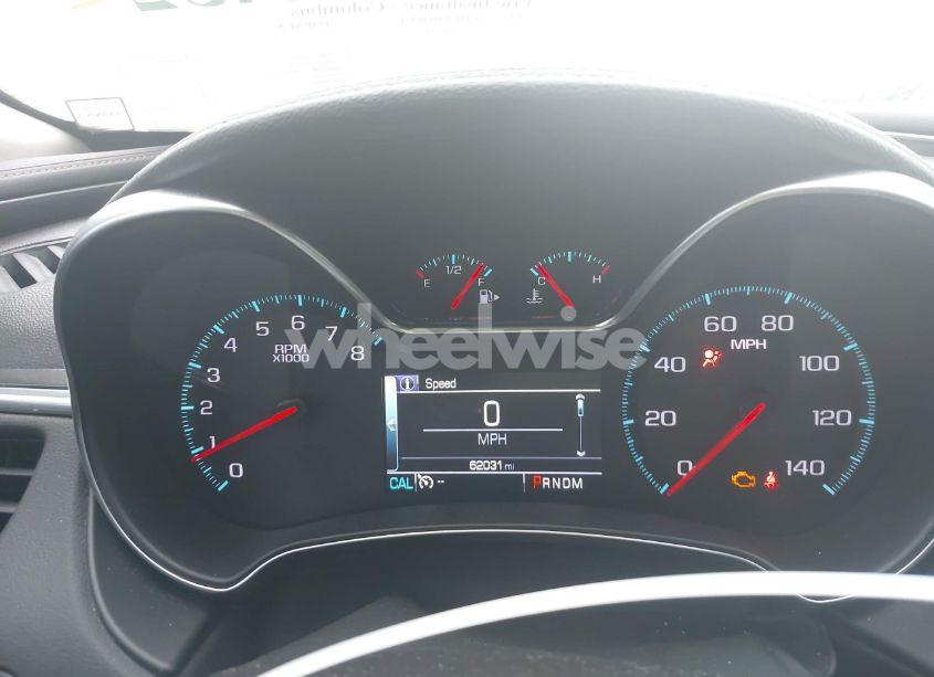 Photo 7 of 2017 Chevrolet Impala 1LT (VIN 1G1105S3XHU214175)