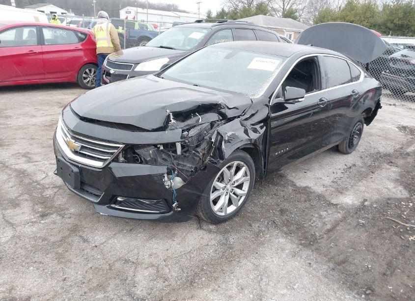 Photo 2 of 2018 Chevrolet Impala 1LT (VIN 1G1105S3XJU108041)