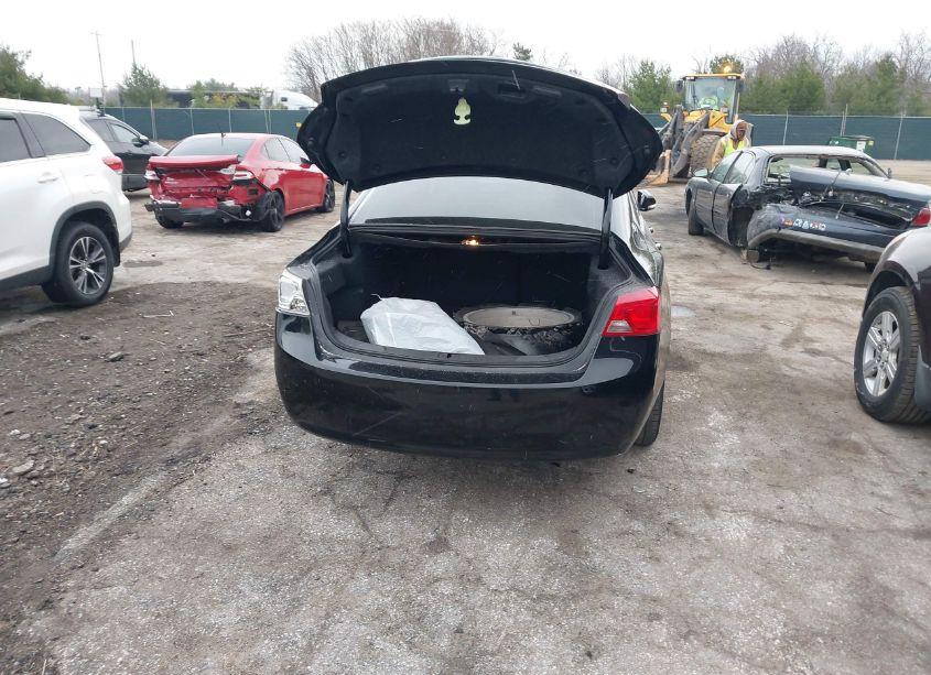 Photo 4 of 2018 Chevrolet Impala 1LT (VIN 1G1105S3XJU108041)