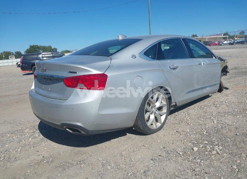 Photo 4 of 2020 Chevrolet Impala FWD PREMIER (VIN 1G1105S3XLU108446)