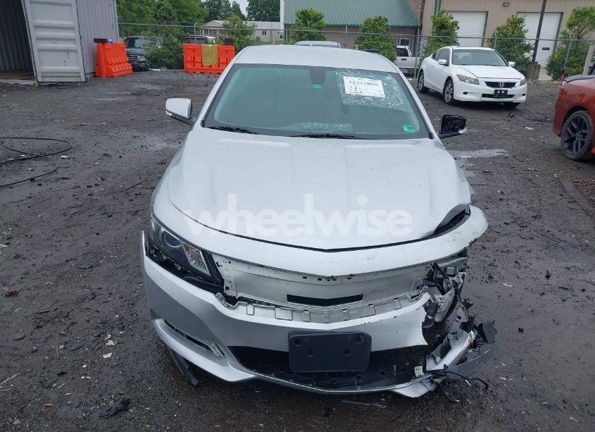 Photo 13 of 2018 Chevrolet Impala 1LT (VIN 1G1105SA1JU131478)