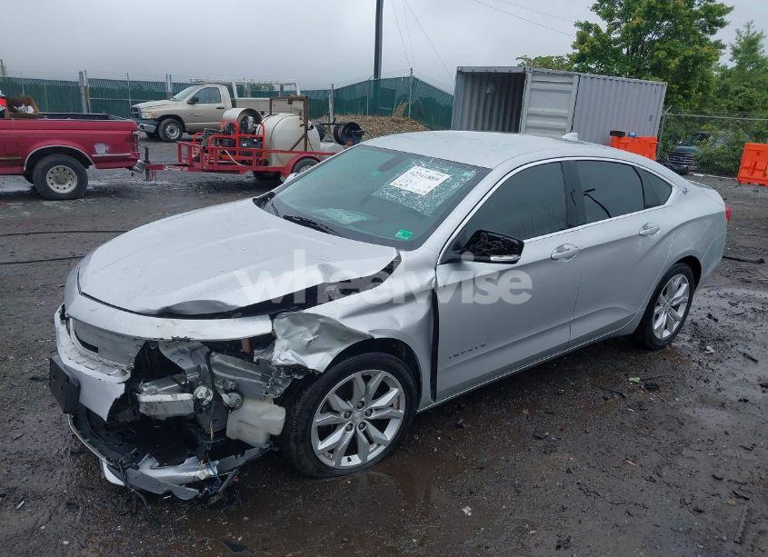 Photo 2 of 2018 Chevrolet Impala 1LT (VIN 1G1105SA1JU131478)