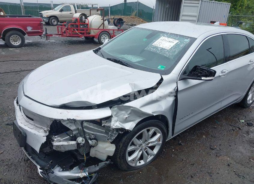 Photo 6 of 2018 Chevrolet Impala 1LT (VIN 1G1105SA1JU131478)