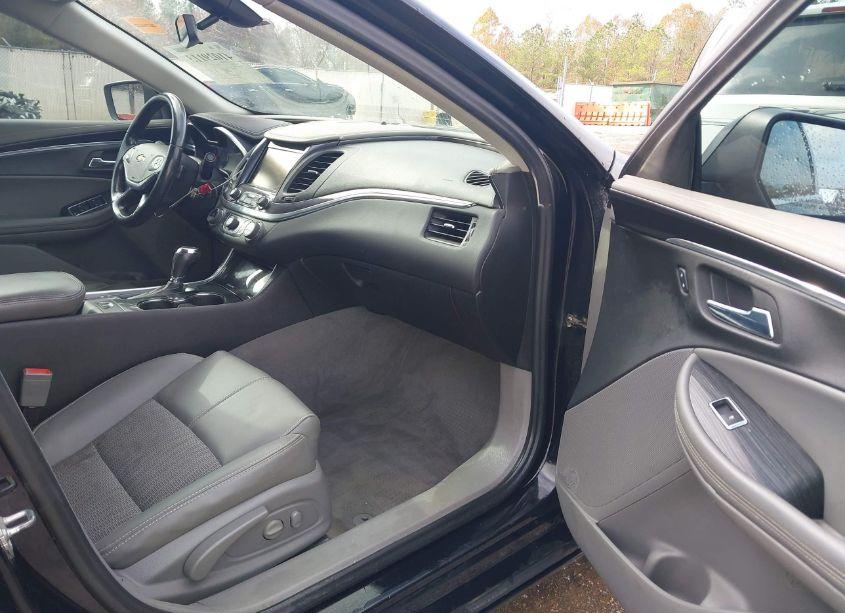 Photo 5 of 2017 Chevrolet Impala 1LT (VIN 1G1105SA2HU171546)