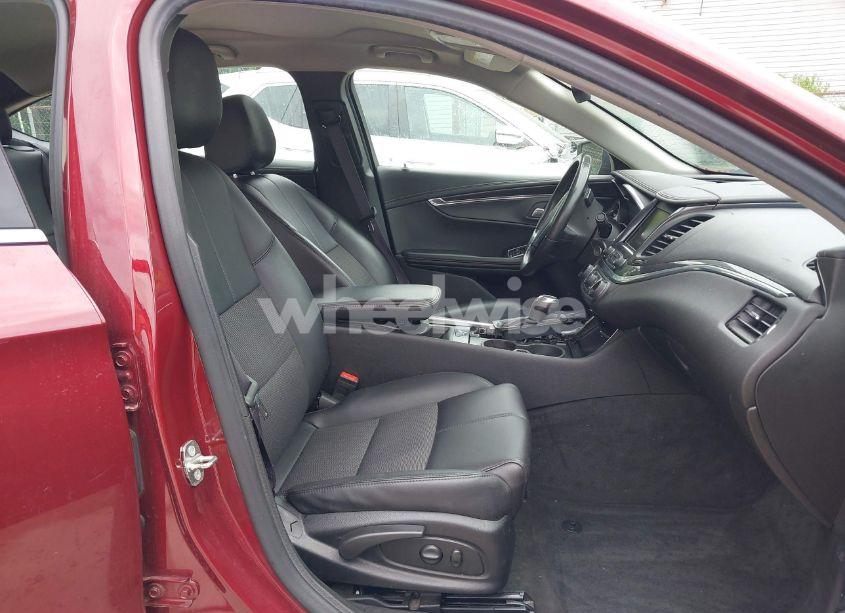 Photo 5 of 2016 Chevrolet Impala 1LT (VIN 1G1105SA3GU140952)