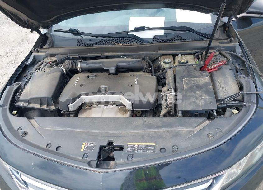 Photo 10 of 2017 Chevrolet Impala 1LT (VIN 1G1105SA4HU190602)