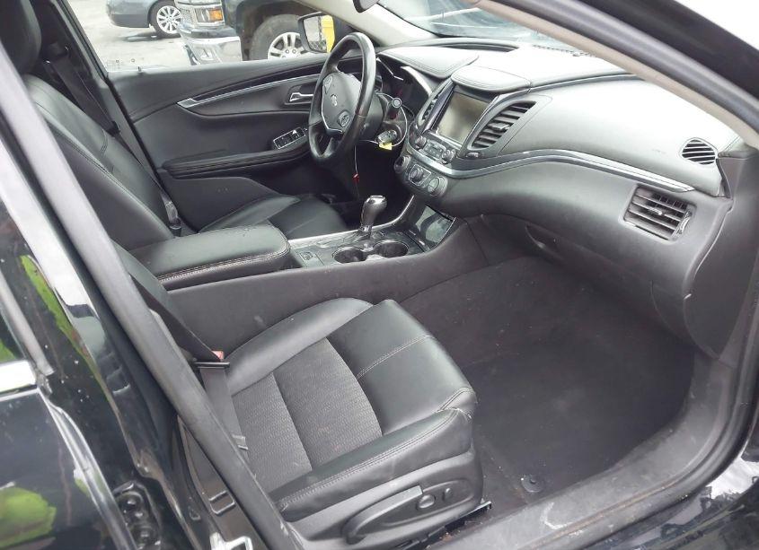 Photo 5 of 2017 Chevrolet Impala 1LT (VIN 1G1105SA4HU199350)