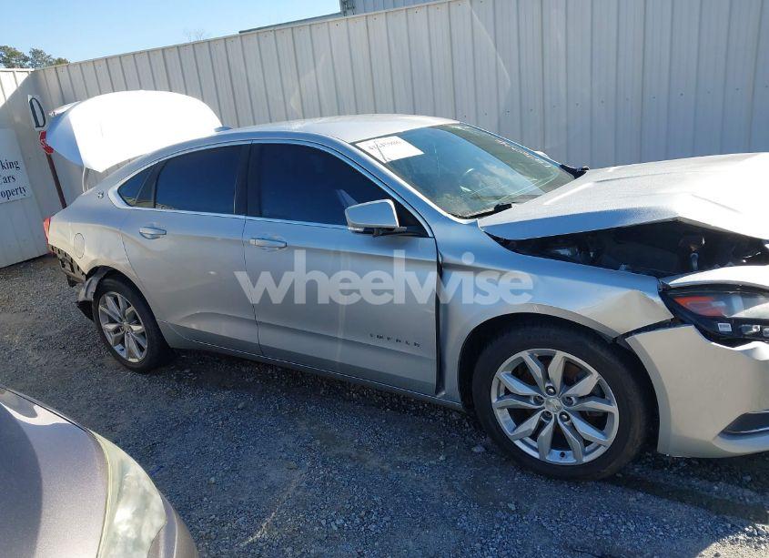 Photo 12 of 2017 Chevrolet Impala 1LT (VIN 1G1105SA6HU141014)