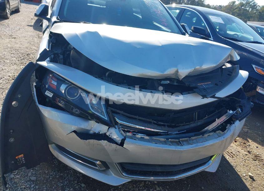 Photo 6 of 2017 Chevrolet Impala 1LT (VIN 1G1105SA6HU141014)