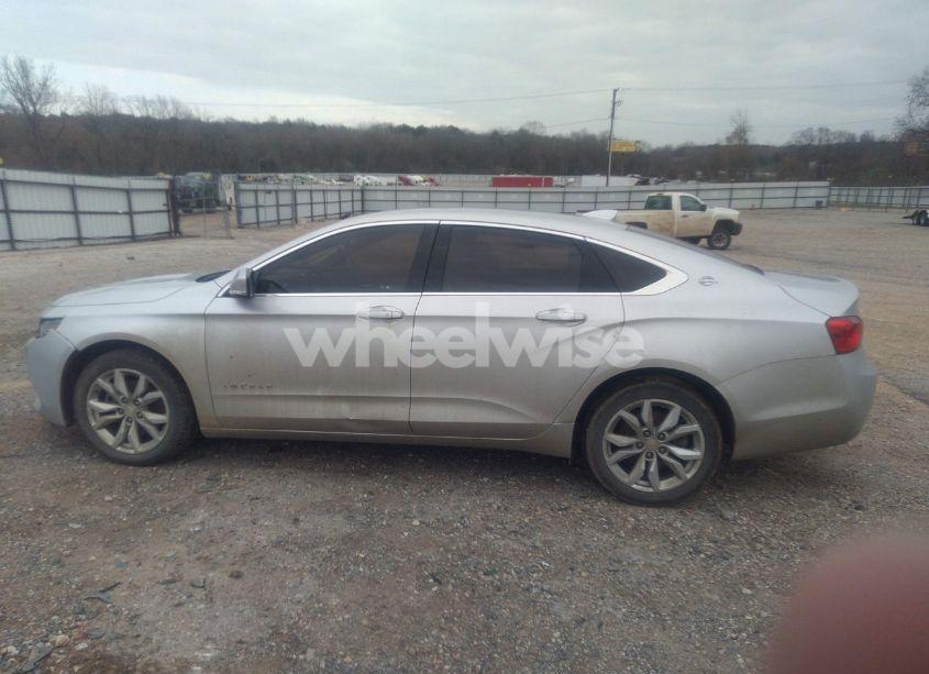 Photo 14 of 2018 Chevrolet Impala 1LT (VIN 1G1105SA6JU136269)