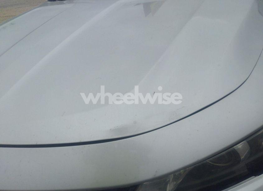 Photo 18 of 2018 Chevrolet Impala 1LT (VIN 1G1105SA6JU136269)