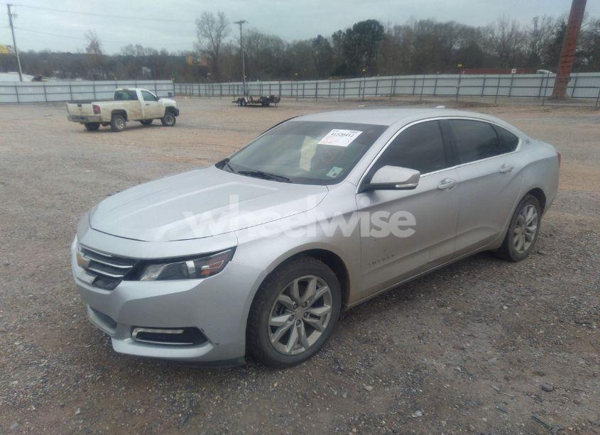 Photo 2 of 2018 Chevrolet Impala 1LT (VIN 1G1105SA6JU136269)