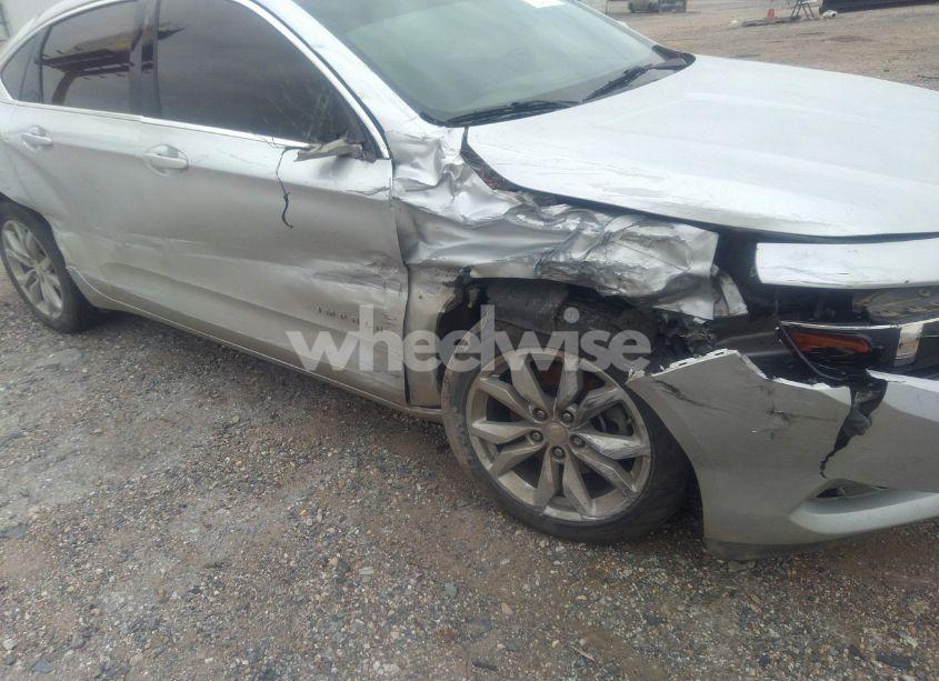 Photo 6 of 2018 Chevrolet Impala 1LT (VIN 1G1105SA6JU136269)