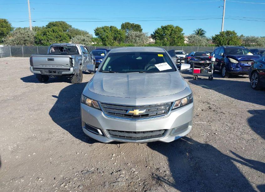 Photo 12 of 2016 Chevrolet Impala 1LT (VIN 1G1105SA7GU153199)
