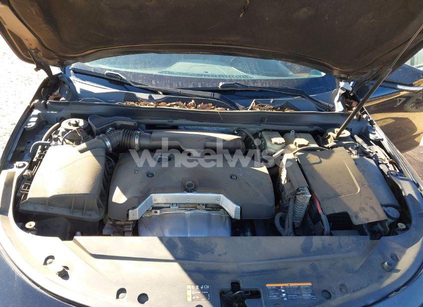 Photo 10 of 2017 Chevrolet Impala 1LT (VIN 1G1105SA7HU156377)