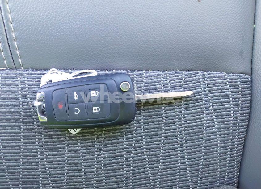 Photo 11 of 2017 Chevrolet Impala 1LT (VIN 1G1105SA7HU156377)