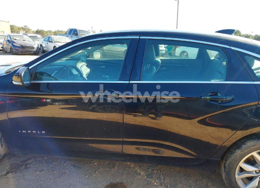 Photo 14 of 2017 Chevrolet Impala 1LT (VIN 1G1105SA7HU156377)