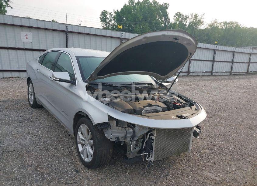 Photo 20 of 2018 Chevrolet Impala 1LT (VIN 1G1105SA8JU143854)