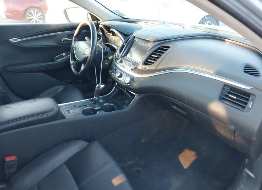 Photo 5 of 2017 Chevrolet Impala 1LT (VIN 1G1105SAXHU175781)