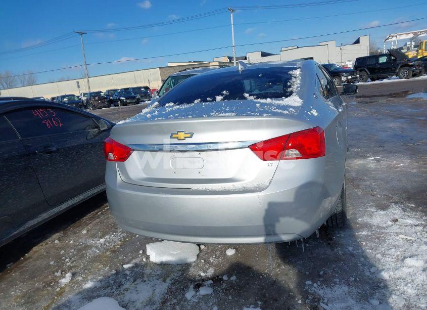 Photo 16 of 2018 Chevrolet Impala 1LT (VIN 1G1105SAXJU144147)
