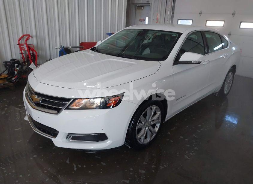 Photo 2 of 2016 Chevrolet Impala 2LT (VIN 1G1115S33GU162416)