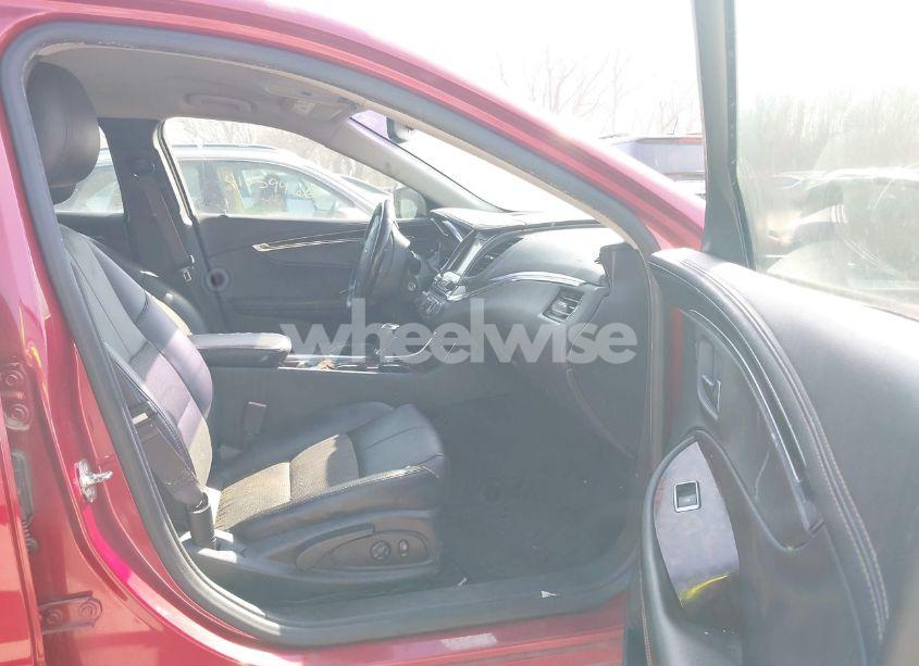 Photo 5 of 2014 Chevrolet Impala 1LT (VIN 1G1115SL1EU131100)