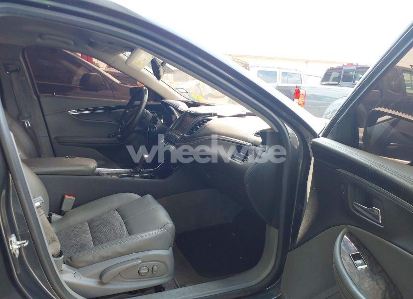 Photo 5 of 2015 Chevrolet Impala 1LT (VIN 1G1115SL2FU130748)