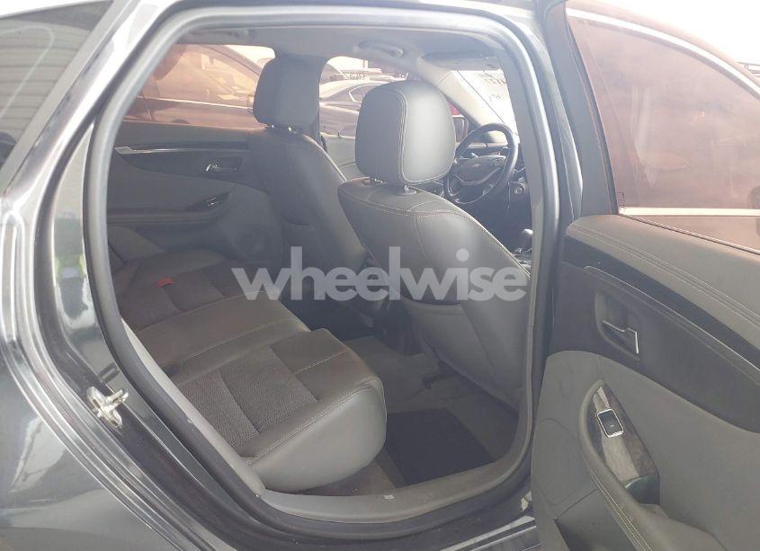 Photo 8 of 2015 Chevrolet Impala 1LT (VIN 1G1115SL2FU130748)