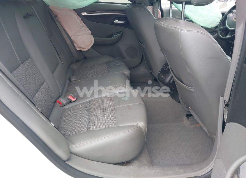 Photo 8 of 2014 Chevrolet Impala 1LT (VIN 1G1115SL6EU113160)