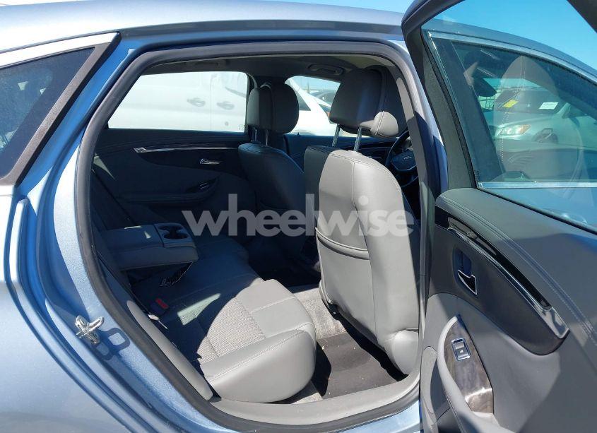 Photo 8 of 2014 Chevrolet Impala 1LT (VIN 1G1115SLXEU171210)