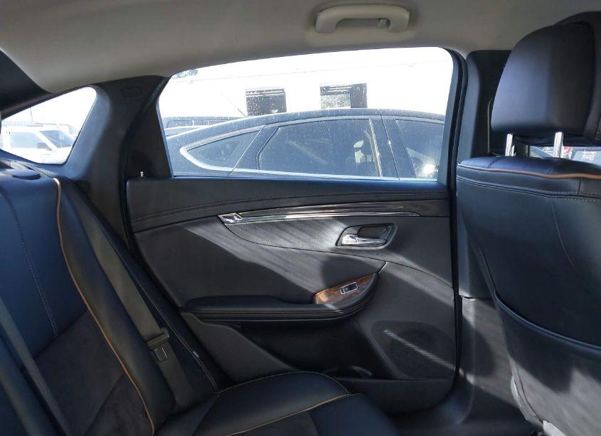 Photo 8 of 2014 Chevrolet Impala 2LT (VIN 1G1125S30EU155059)