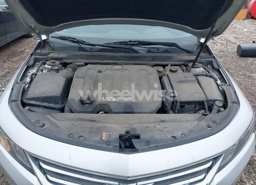 Photo 10 of 2015 Chevrolet Impala 2LT (VIN 1G1125S30FU138781)