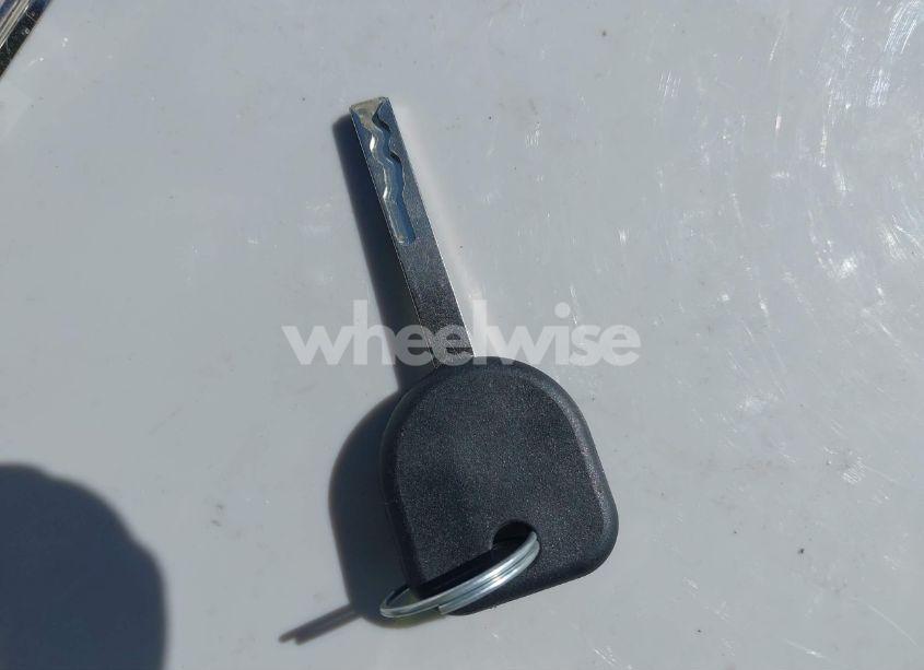 Photo 11 of 2015 Chevrolet Impala 2LT (VIN 1G1125S31FU137994)