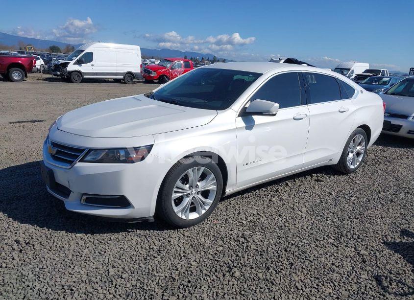 Photo 2 of 2015 Chevrolet Impala 2LT (VIN 1G1125S31FU137994)