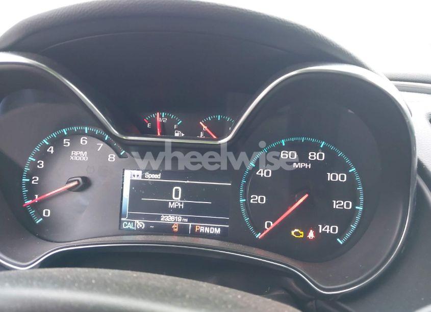 Photo 7 of 2015 Chevrolet Impala 2LT (VIN 1G1125S32FU110853)