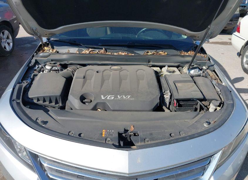 Photo 10 of 2015 Chevrolet Impala 2LT (VIN 1G1125S32FU132626)