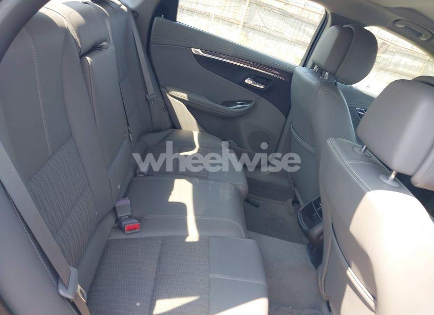 Photo 8 of 2014 Chevrolet Impala 2LT (VIN 1G1125S33EU138384)