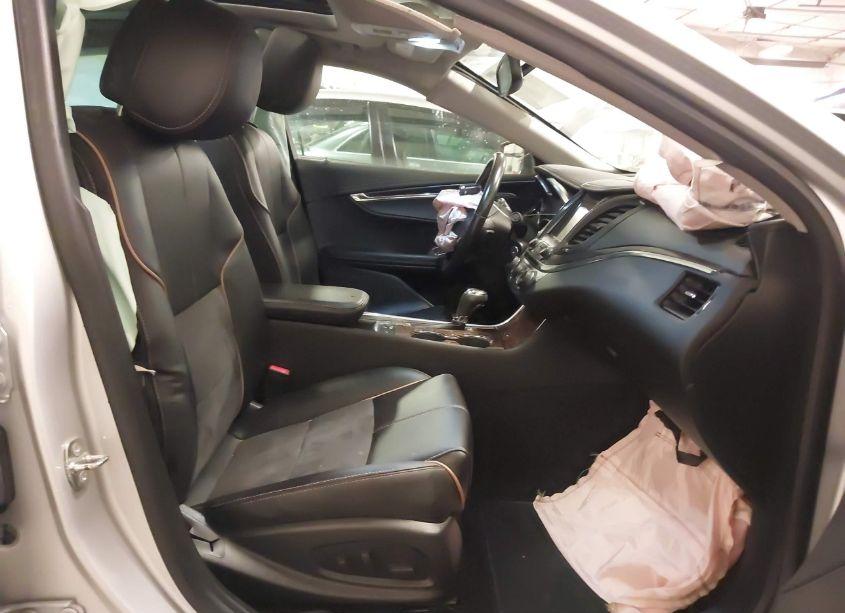 Photo 5 of 2014 Chevrolet Impala 2LT (VIN 1G1125S33EU145920)