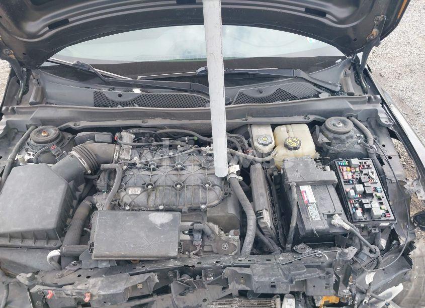 Photo 10 of 2018 Chevrolet Impala 2LZ (VIN 1G1125S33JU144065)