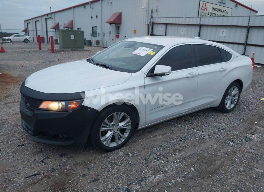 Photo 2 of 2015 Chevrolet Impala 2LT (VIN 1G1125S34FU135351)