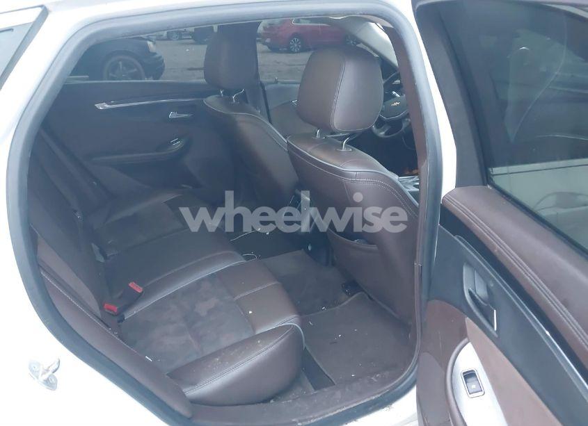 Photo 8 of 2015 Chevrolet Impala 2LT (VIN 1G1125S34FU135351)