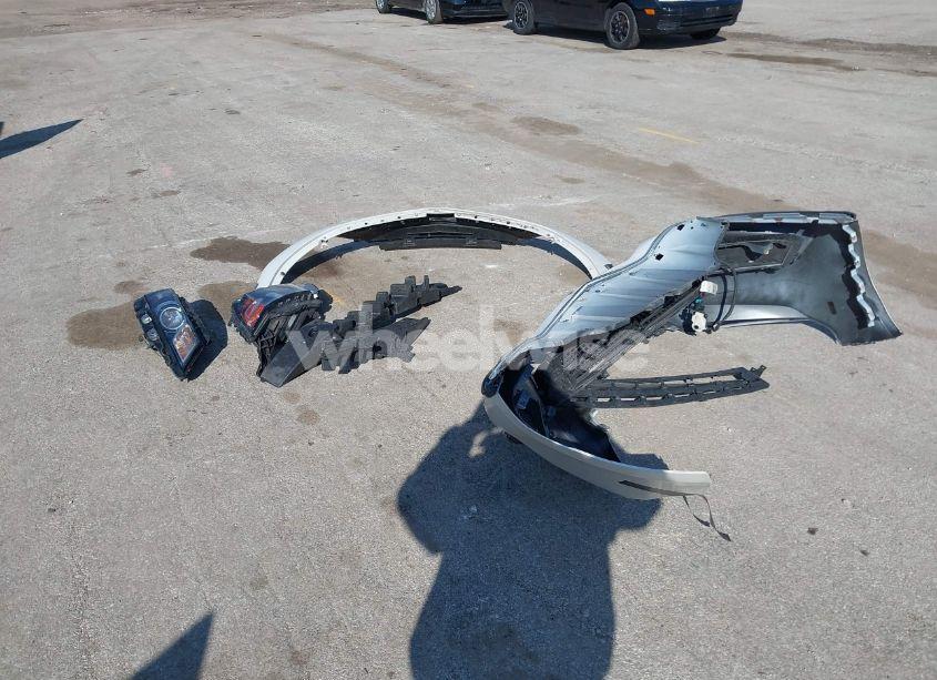 Photo 12 of 2015 Chevrolet Impala 2LT (VIN 1G1125S35FU138193)