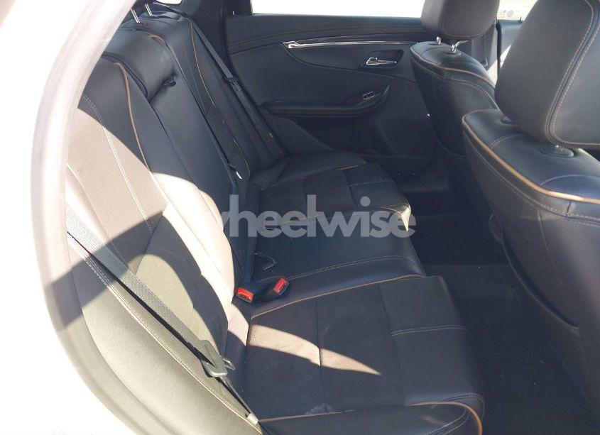 Photo 8 of 2015 Chevrolet Impala 2LT (VIN 1G1125S35FU138193)