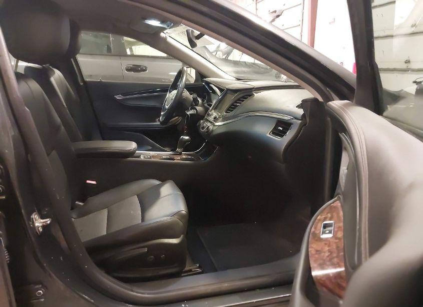 Photo 5 of 2014 Chevrolet Impala 2LT (VIN 1G1125S36EU135916)