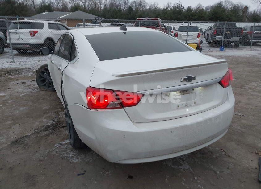 Photo 3 of 2015 Chevrolet Impala 2LT (VIN 1G1125S36FU126490)