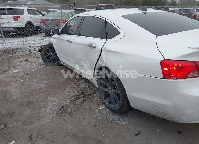 Photo 6 of 2015 Chevrolet Impala 2LT (VIN 1G1125S36FU126490)