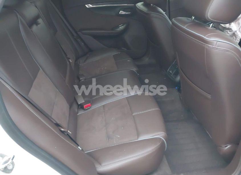 Photo 8 of 2015 Chevrolet Impala 2LT (VIN 1G1125S36FU126490)