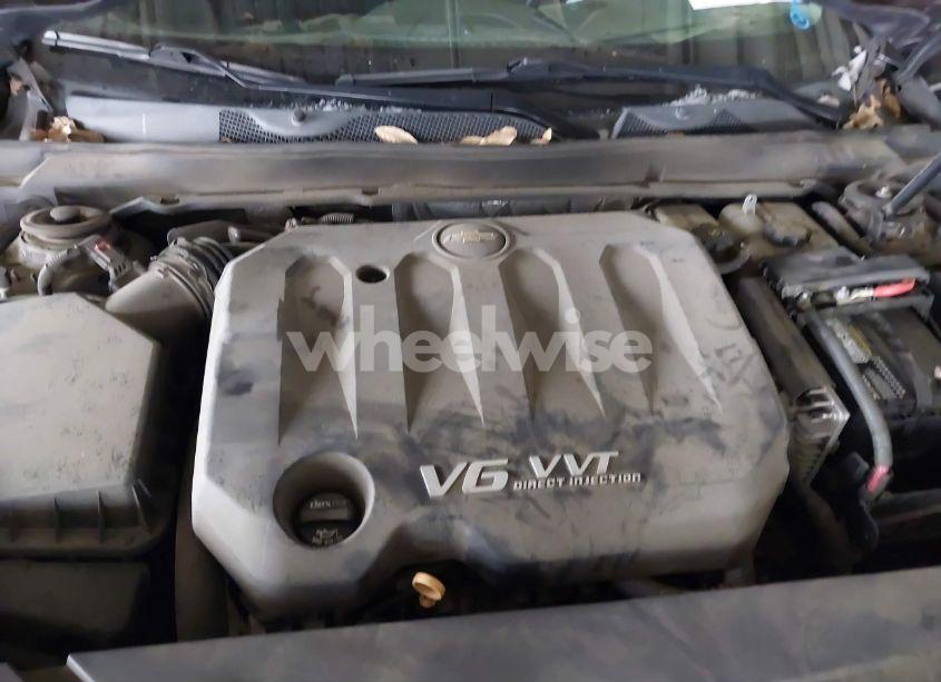 Photo 10 of 2015 Chevrolet Impala 2LT (VIN 1G1125S37FU108547)